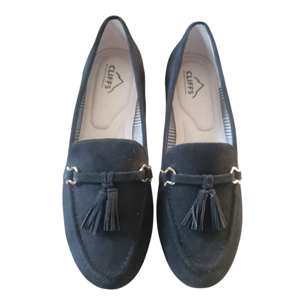 Cliffs by WHITE MOUNTAIN Black Tassel Loafers